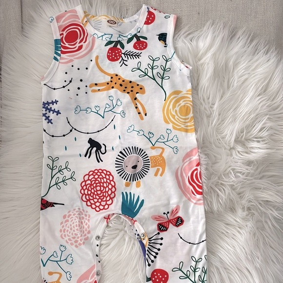 Other - New! Jumpsuit Sz 1-2t Animals Print